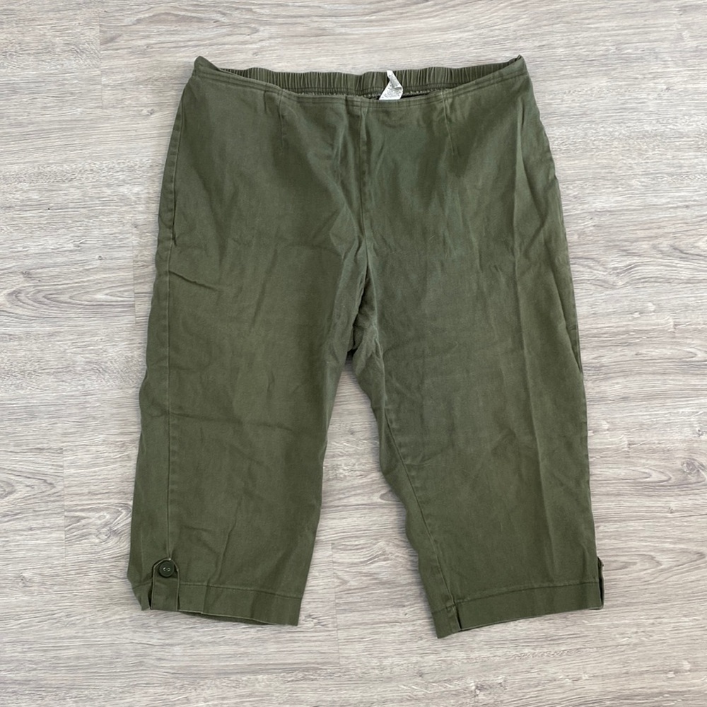 White Stag Green Cropped Pants